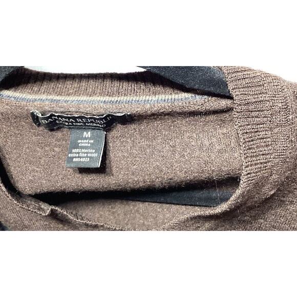 Banana Republic Women's Sweater Size L Brown Merino Extra Fine Wool Pullover - Picture 3 of 4